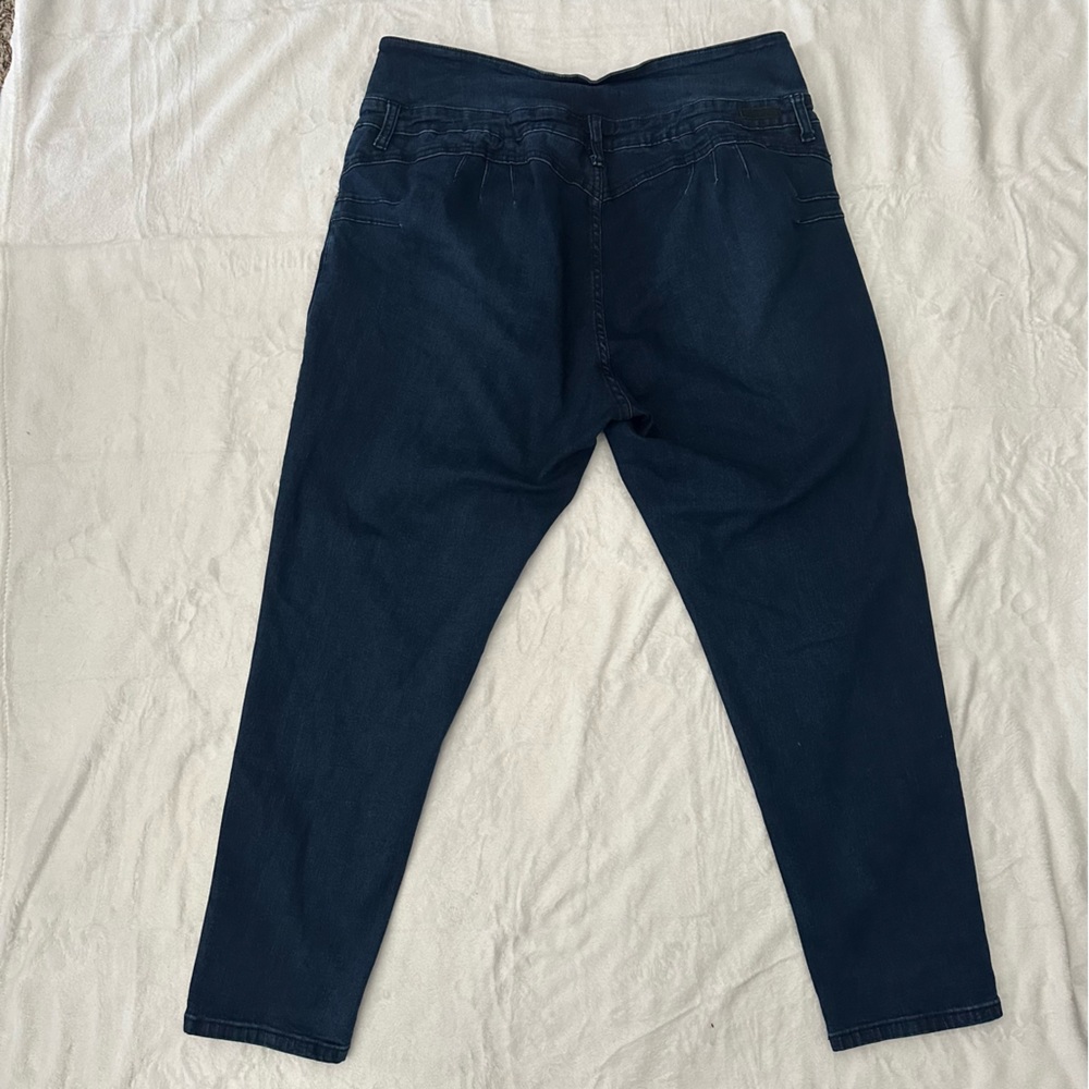 Classic High Rise Women's Jeans in Deep Blue - Picture 9 of 12